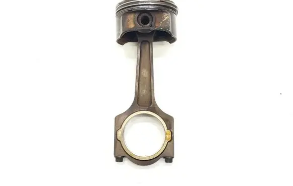 Jaguar XJ X350 Piston with connecting rod AJ89915