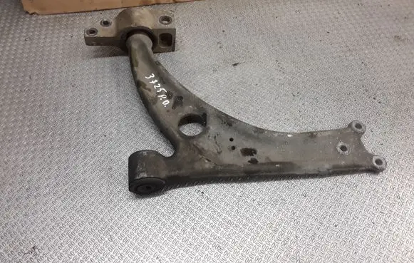 Volkswagen PASSAT B6 Front lower control arm/wishbone 3C04071533