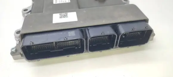 Volvo XC60 Engine control unit/module ECU 32313937