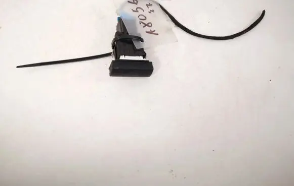 Passenger airbag on/off switch