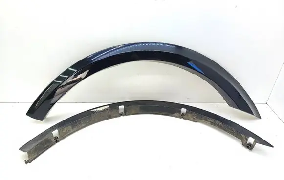 Mercedes-Benz ML W164 Rear arch trim A1648842922 A1648843322