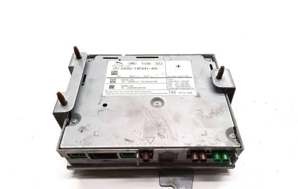 Head unit multimedia control