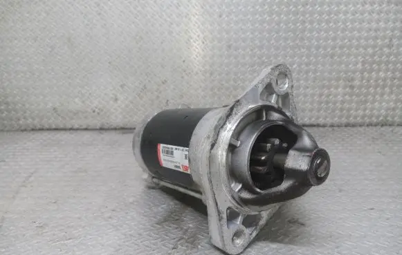 Toyota Avensis T250 Starter motor S6061