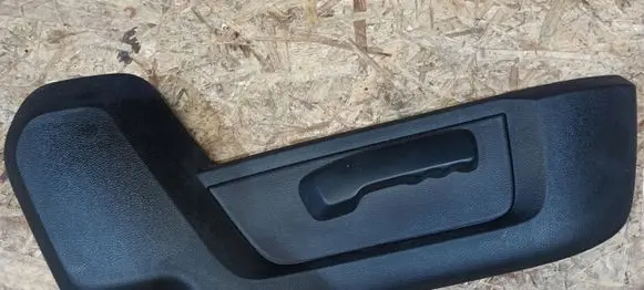 Dodge RAM Seat trim 1475035