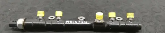 Nissan Navara D23 Fuel main line pipe H8201257368 28389853
