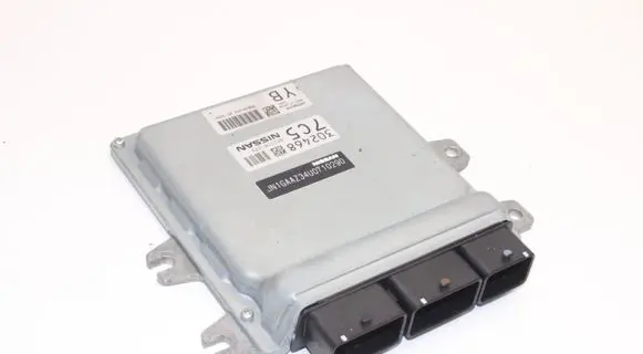 Nissan 370Z Engine control unit/module NEC008679 BEM390000