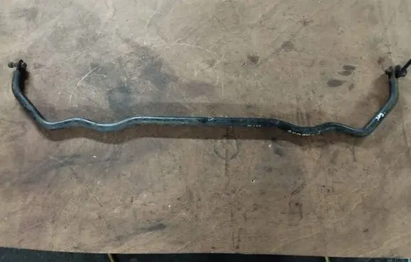 Mitsubishi Endeavor Rear anti-roll bar/sway bar 