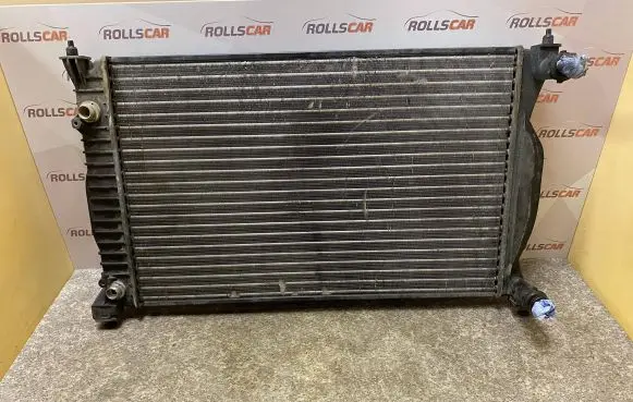 Audi A4 S4 B6 8E 8H Coolant radiator