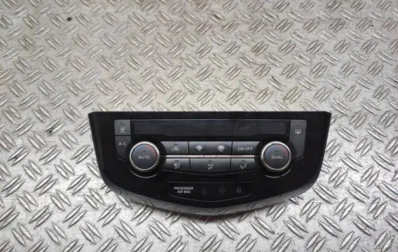 Nissan Qashqai Climate control unit 275004EA0A 20140121 T907770D