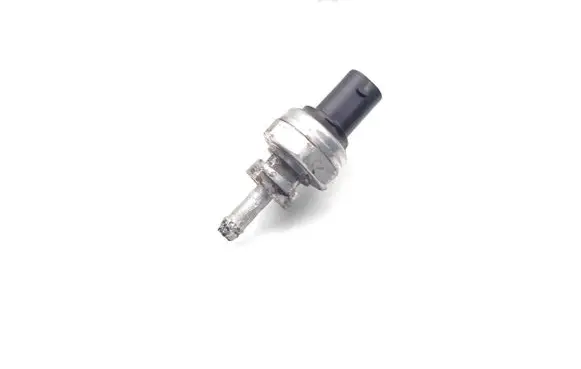 Nissan Qashqai Exhaust pressure sensor 820100076 82004435