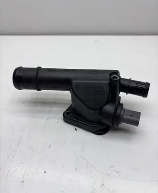 Volkswagen Golf V Thermostat/thermostat housing 03G121132