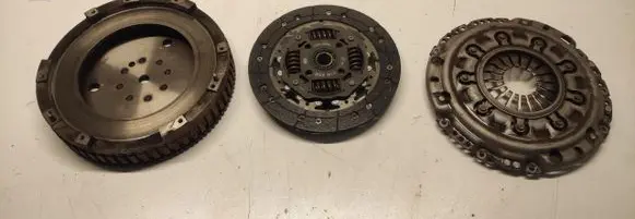 KIA Ceed Clutch set kit 4110032AB1