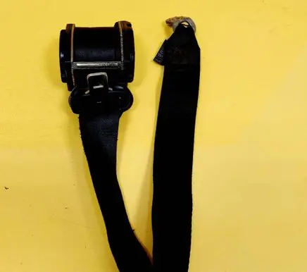 Audi 80 90 B3 Front seatbelt 893857705B