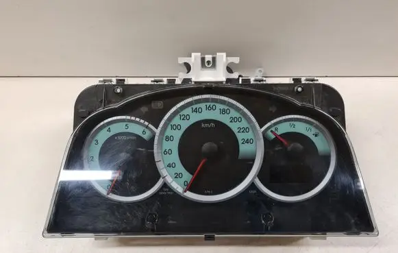 Toyota Corolla Verso E121 Speedometer (instrument cluster) 838000F090 MB2574303100