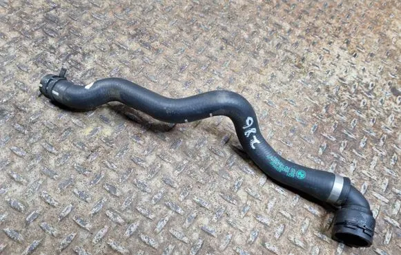 BMW 4 F36 Gran coupe Engine coolant pipe/hose 9329645
