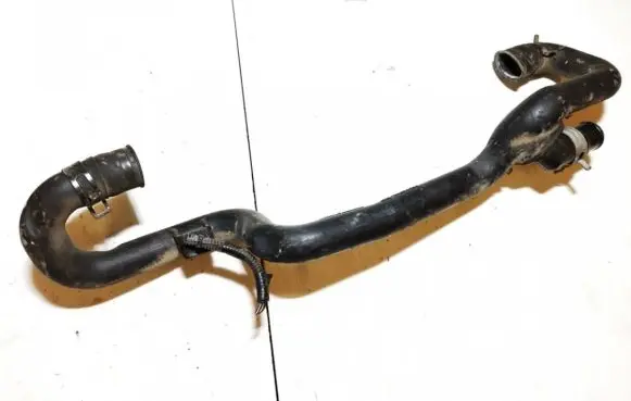 Subaru Legacy Engine coolant pipe/hose