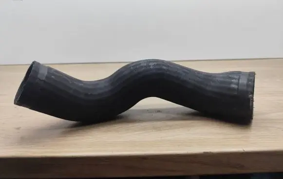Volvo XC90 Intercooler hose/pipe 30680217