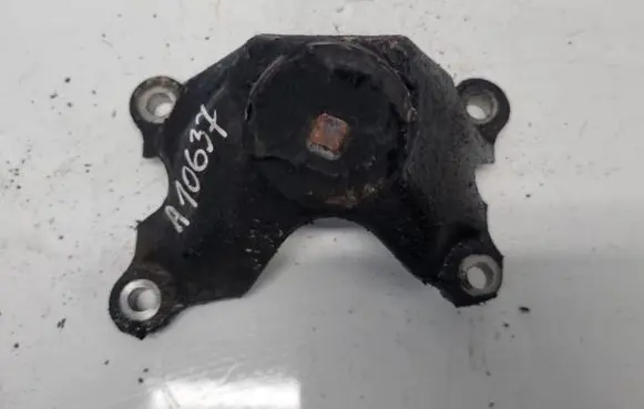 Audi A6 S6 C6 4F Engine mounting bracket 4F0399307M
