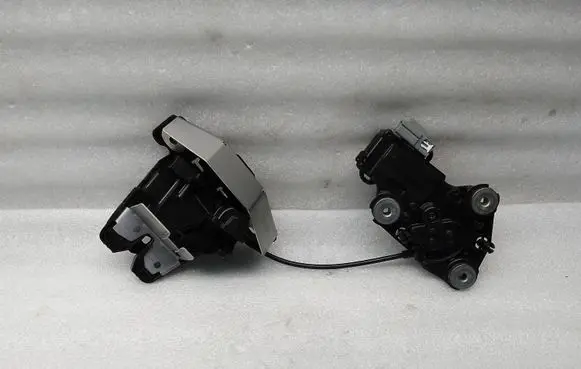 Volvo XC60 Tailgate/trunk/boot lock/catch/latch 32149882 1491B