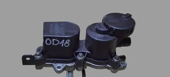 Mercedes-Benz A W169 Oil breather separator A6400101162