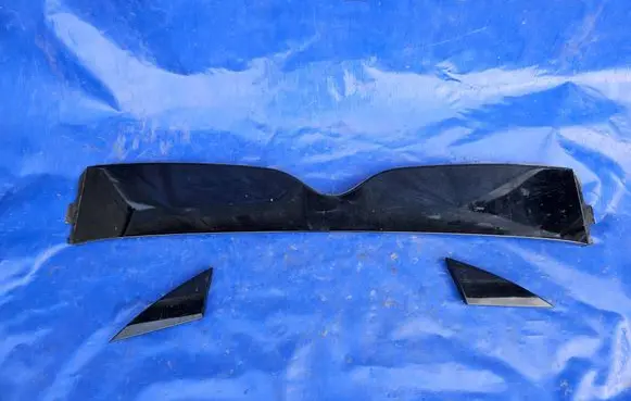 Toyota Prius (XW50) Roof trim bar molding cover 75607-47010 75056-47010 75055-47010