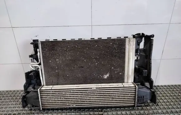 Volvo V70 Radiator set 