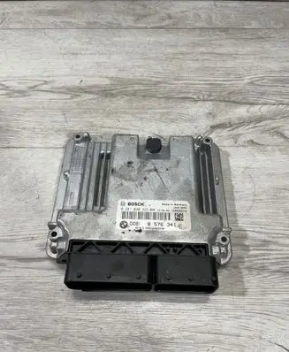 BMW 1 F20 F21 Engine control unit/module 8576341 031302859 0281030325