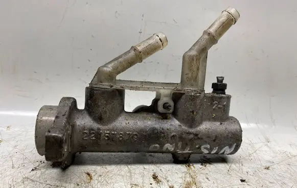 Nissan Almera Tino Master brake cylinder 22157879