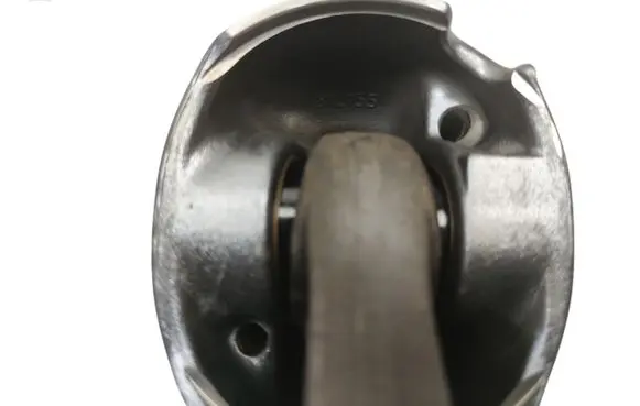 Audi A4 S4 B5 8D Piston 81L155
