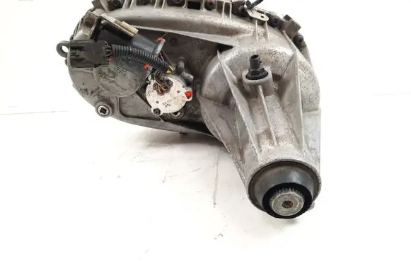 Hummer H2 Gearbox transfer box case 60YAC010778 4484003 12580559