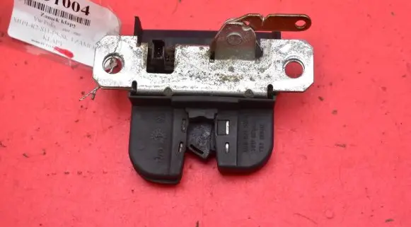 Volkswagen Polo Tailgate/trunk/boot lock/catch/latch 6Q6827505B