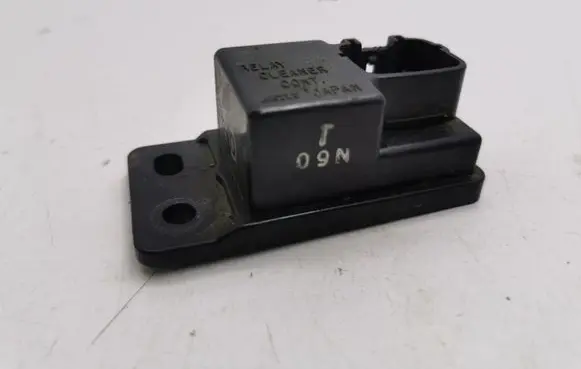 Mazda CX-7 Window washer relay 3301061091