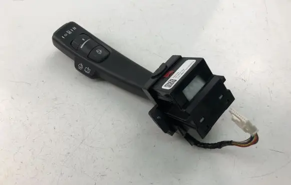 Volvo V70 Indicator stalk 31264169