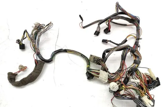 Volkswagen Polo II 86C 2F Panel wiring 