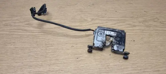 BMW X5 E70 Engine bonnet/hood lock/catch 7178753