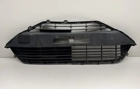 Toyota Verso Front bumper lower grill 531120H170