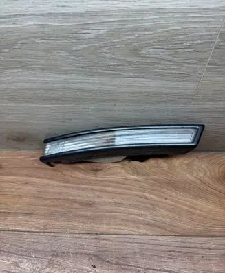 Volkswagen PASSAT B6 Front indicator light 3C0807717
