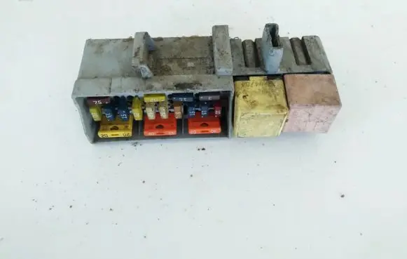Renault Megane II Fuse box set 13251ghw
