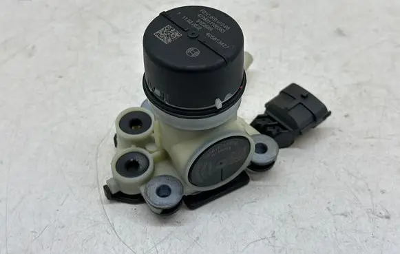 Ford Focus Adblue pump JU5A5J229AC F01C250171 F01C07001200