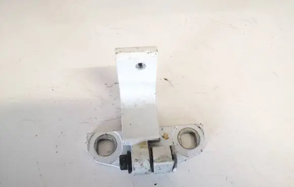 Volvo V60 Rear door lower hinge 31402406