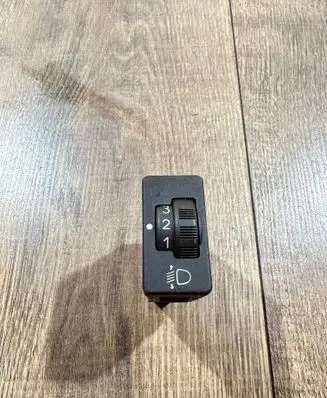 Toyota Aygo AB10 Panel lighting control switch 
