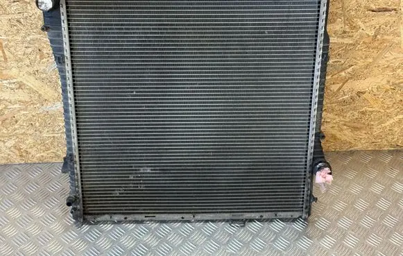 BMW X5 E53 Coolant radiator 1439099 17101439099 143909921