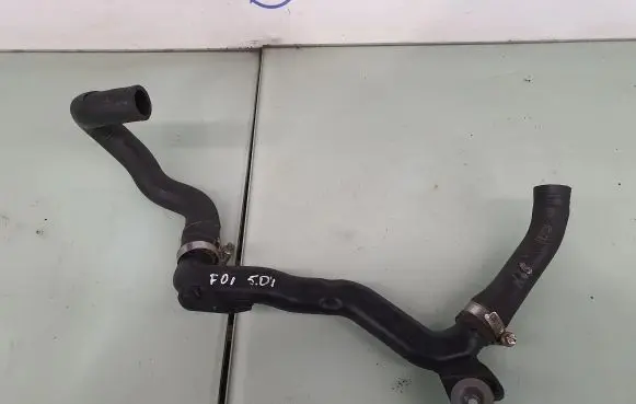 BMW 7 F01 F02 F03 F04 Engine coolant pipe/hose 6781897 32416781897 32416850666
