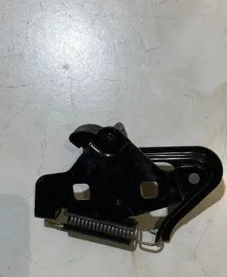 Ford Mustang VI Loading door lock loop/hook striker 54404B12