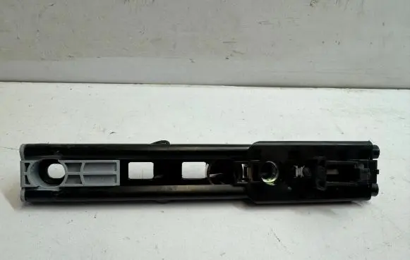 Mercedes-Benz CLS C218 X218 Seat belt adjustment rail 616582300A