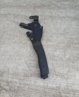 Handbrake/parking brake lever assembly