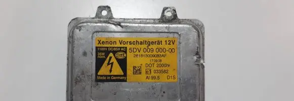 Jaguar XF Headlight ballast module Xenon 5DV00900000 261813009083AF 033582