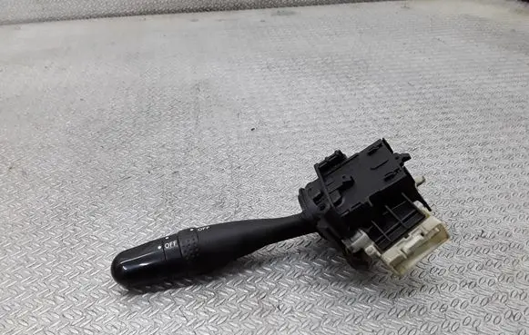 Toyota Corolla Verso E121 Indicator stalk 13010173752
