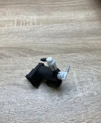 Mercedes-Benz C W203 Vacuum valve A2038000178