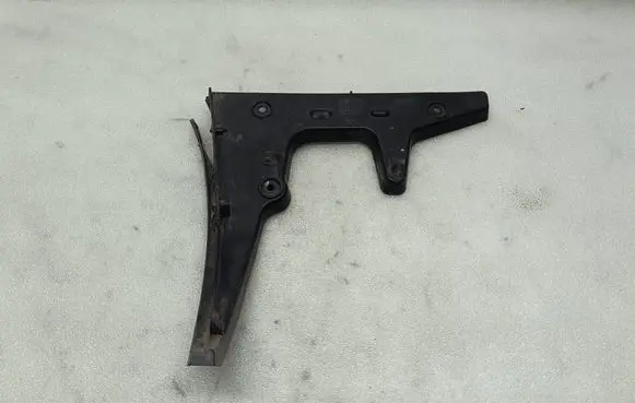 Audi A6 S6 C6 4F Rear bumper mounting bracket 4F9807454 13867